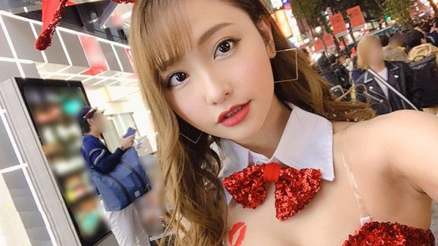 渋谷のハロウィンでナンパされた赤バニー美少女がヤリ部屋でチンポをハメられちゃう動画
