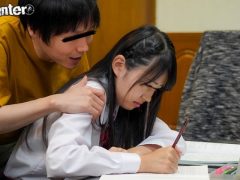 「お姉ちゃん、気付いて…」彼女の家に遊びに行くたび、地味でおとなしい彼女の妹へのセクハラを連日繰り返す最低男(13)